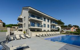 Apartamentos Onzamar